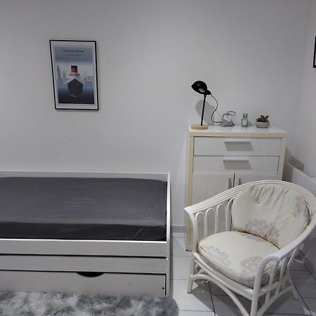 Charmant Studio Canape Lit Netflix Prime Video Dazn Wifi Le Havre Eksteriør billede